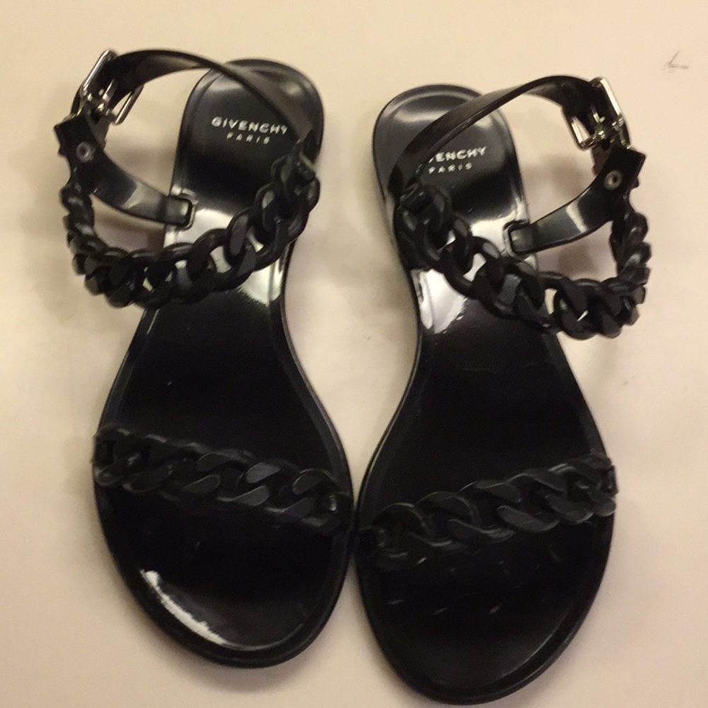 Givenchy Chain Link Jelly sandal
